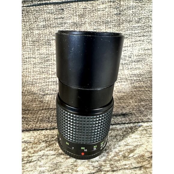 Vintage Minolta MD Tele Rokkor-x 200mm 1:4 Lens As-Is - Picture 2 of 11